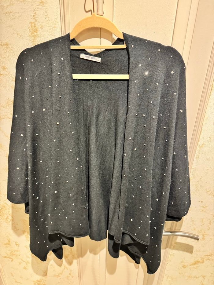 Cape strass noire - photo numéro 2