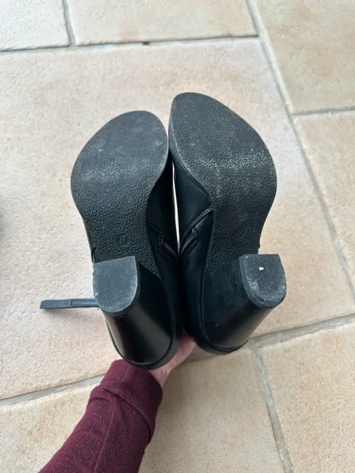 Bottines noires - photo numéro 3