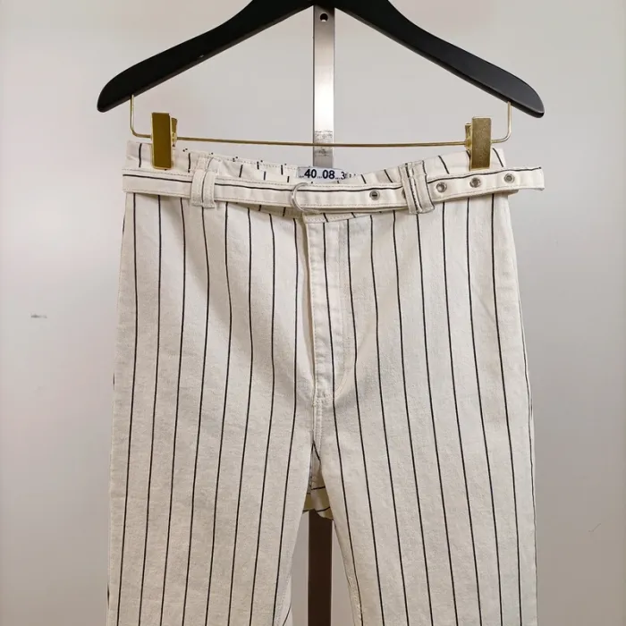 Pantalon rayé écru et noir Bershka – Taille 40 A792 - photo numéro 2