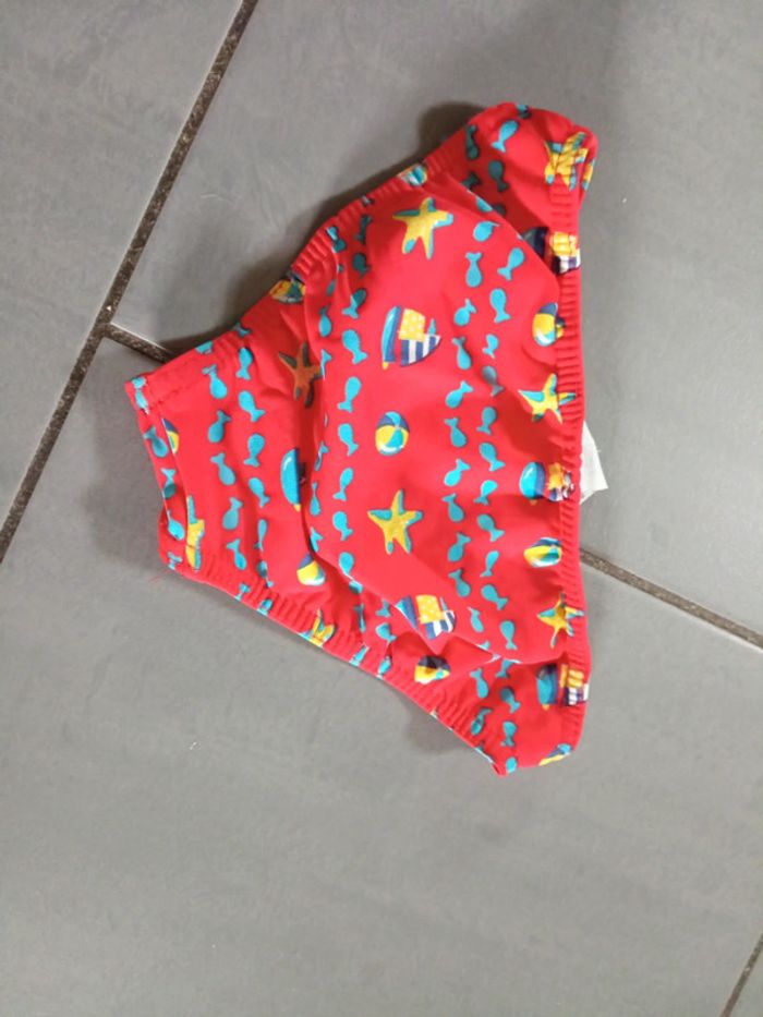 Maillot de bain 4 ans très bon état - photo numéro 2
