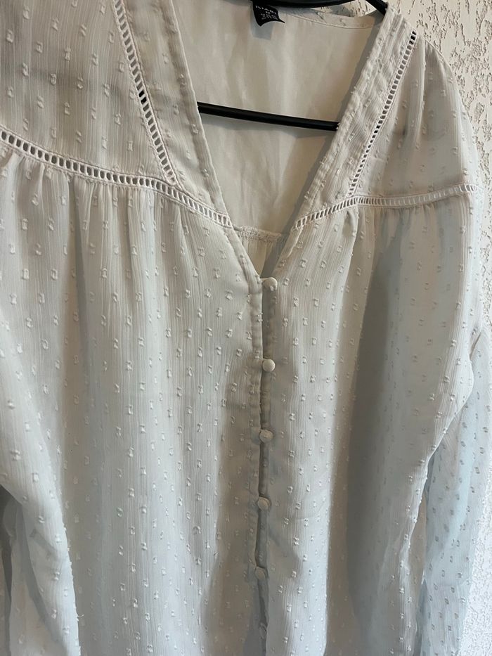 Blouse blanche - photo numéro 2