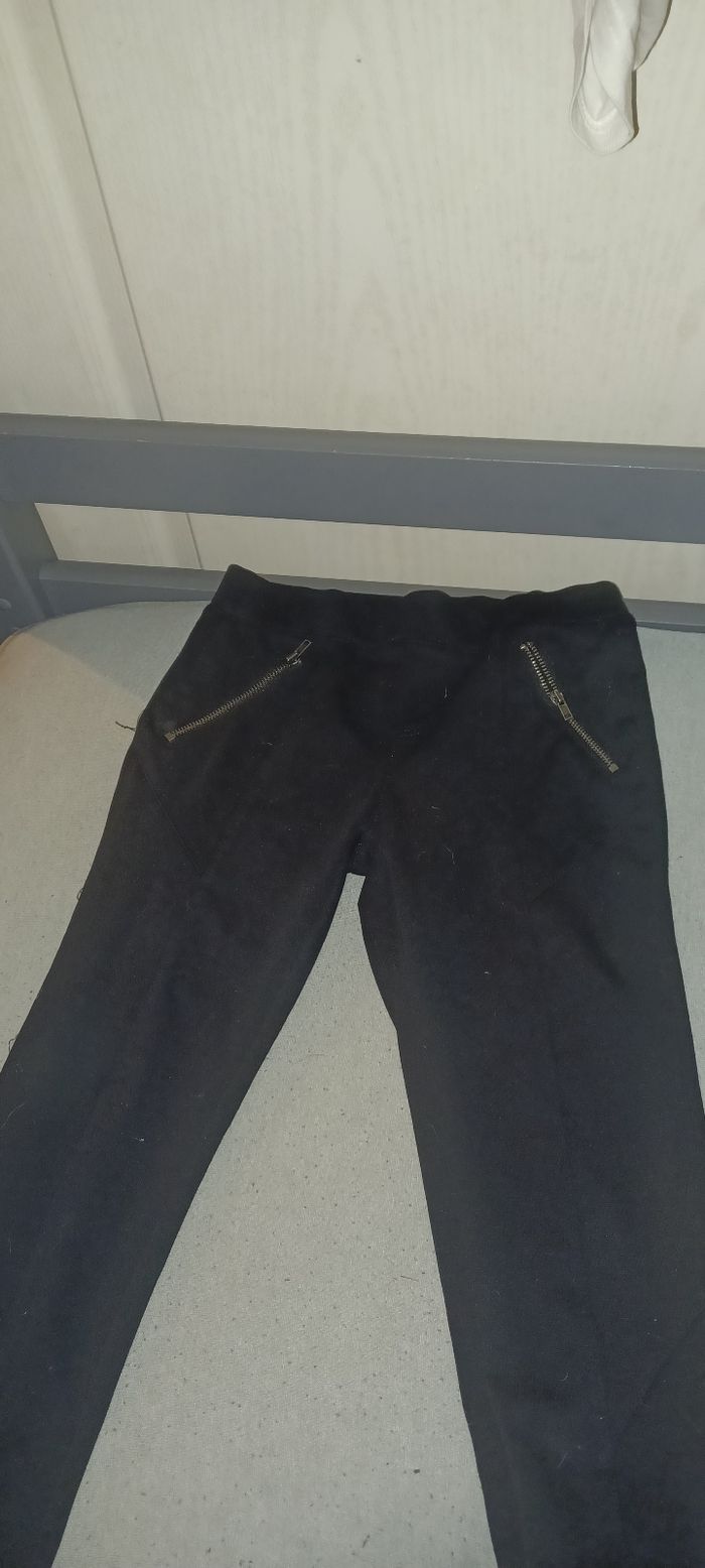 Vêtements fille à donner - photo numéro 2