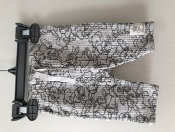 Pantalon bébé, Disney
