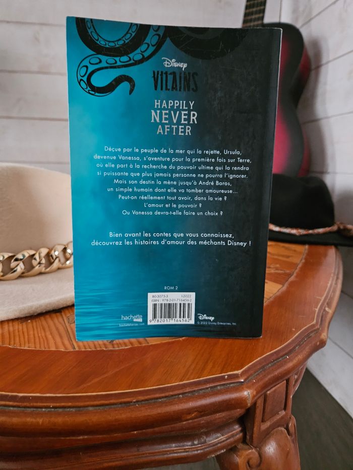 Livre disney méchant la petite sirène - photo numéro 2