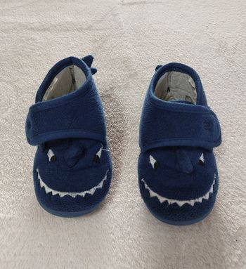 Chaussons requin 21