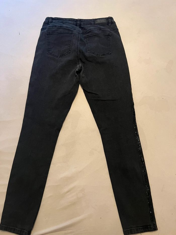 Jean only - photo numéro 3