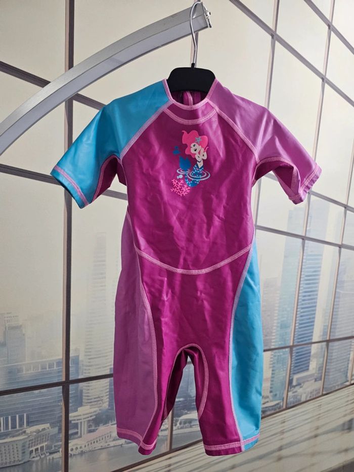 Combinaison anti-uv et anti froid taille 4 ans - photo numéro 3