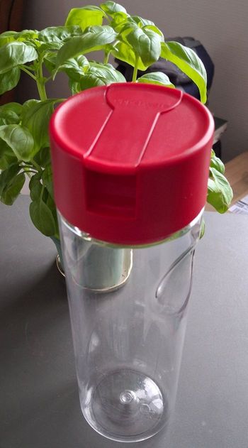 Tupperware 