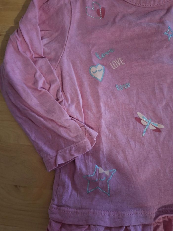 T-shirt manches longues pour fille taille 12 mois Marque tape à l'œil très bon état - photo numéro 3