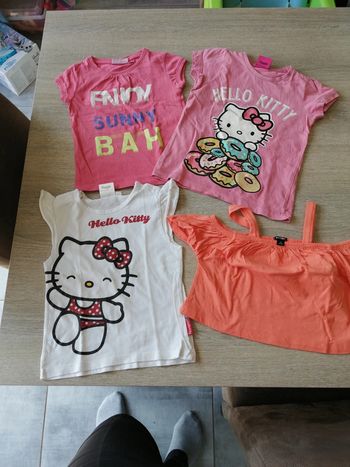 Lot de 4 tshirts manches courtes 3 ans