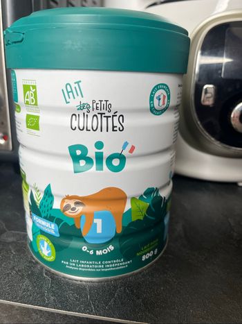 Boîte de lait épaissi les petites culottées