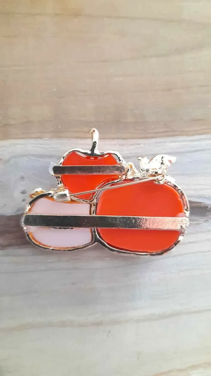 🎃 Broche citrouilles dorées neuve - photo numéro 3