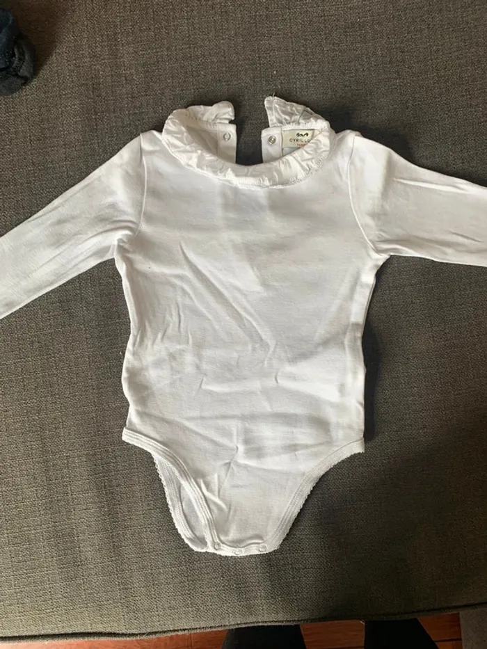 Bodies blanc avec col fantaisie