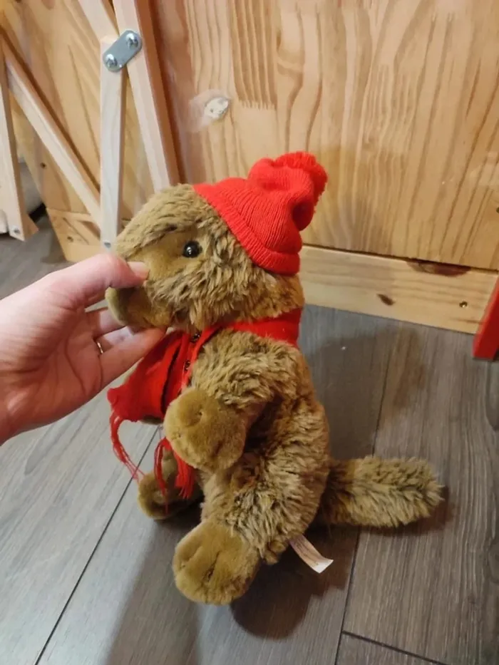 Peluche marmotte montagne très bon état - photo numéro 2