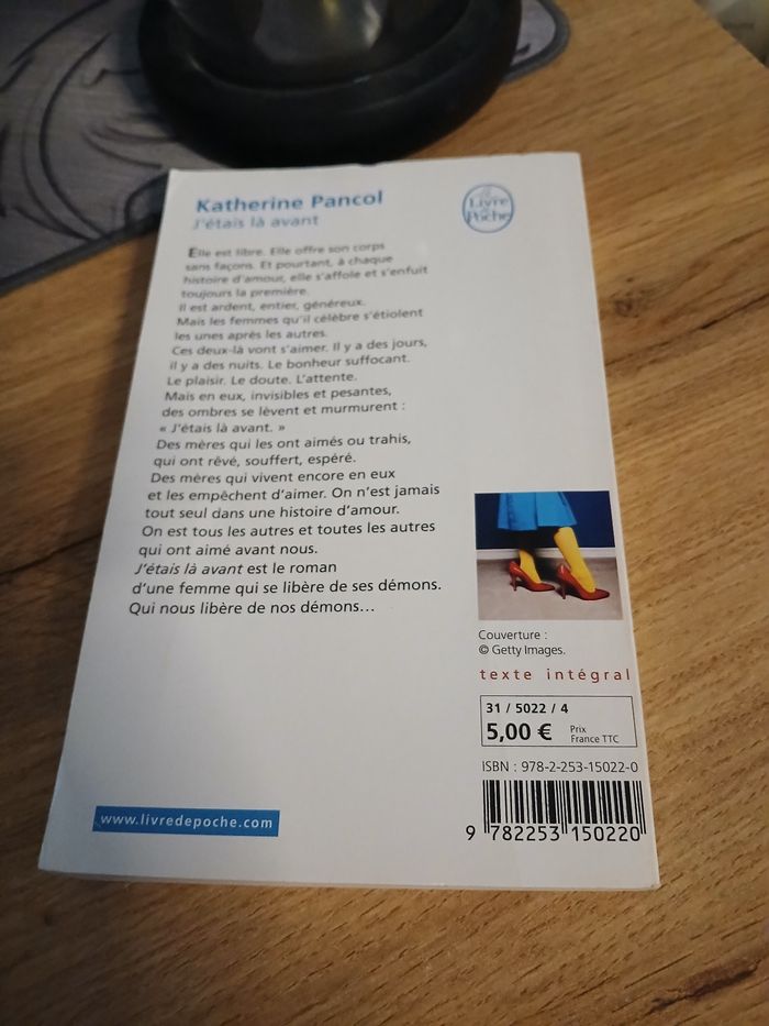 LIVRE J ETAIS LA AVANT DE KATHERINE PANCOL - photo numéro 2