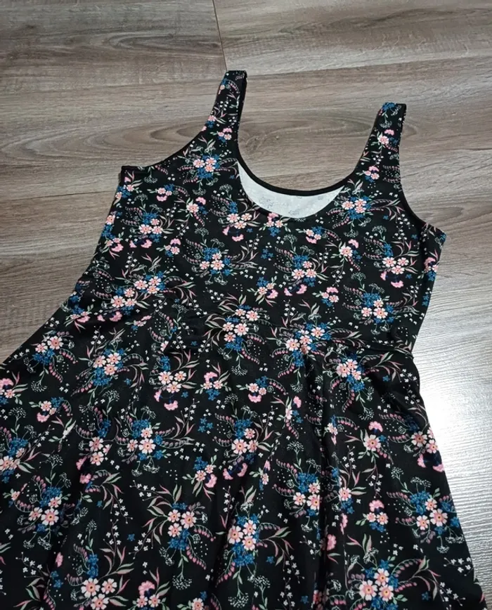 Robe noire H&M 40