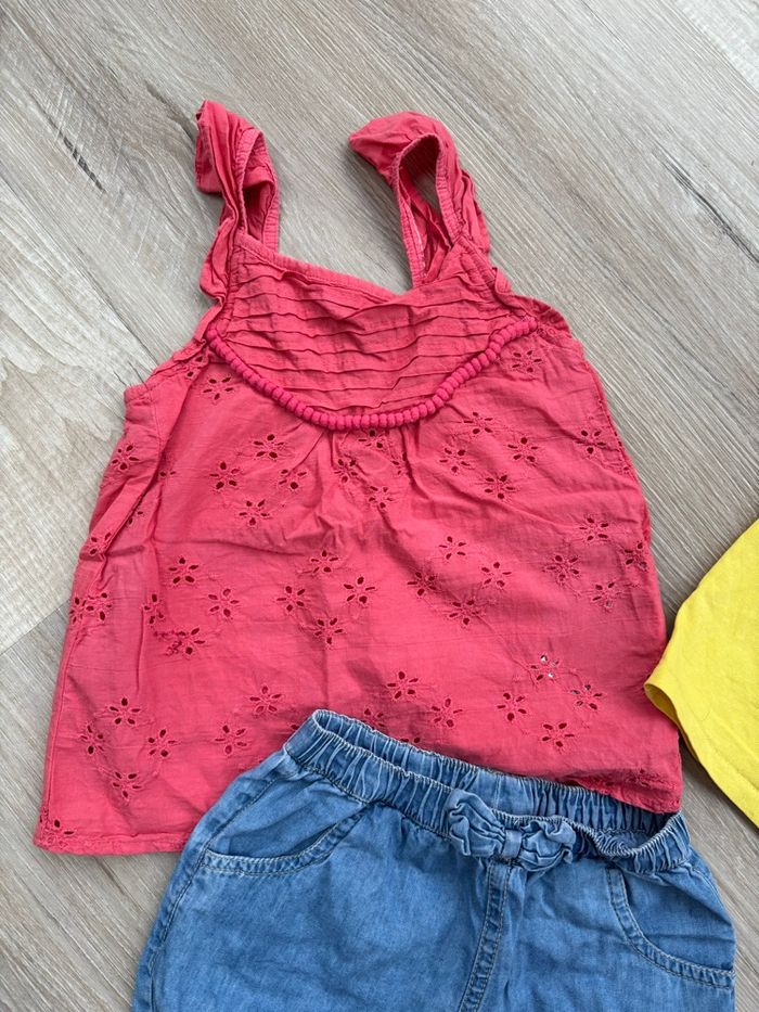 Ensemble blouse + t-shirt + short taille 24 mois - photo numéro 6