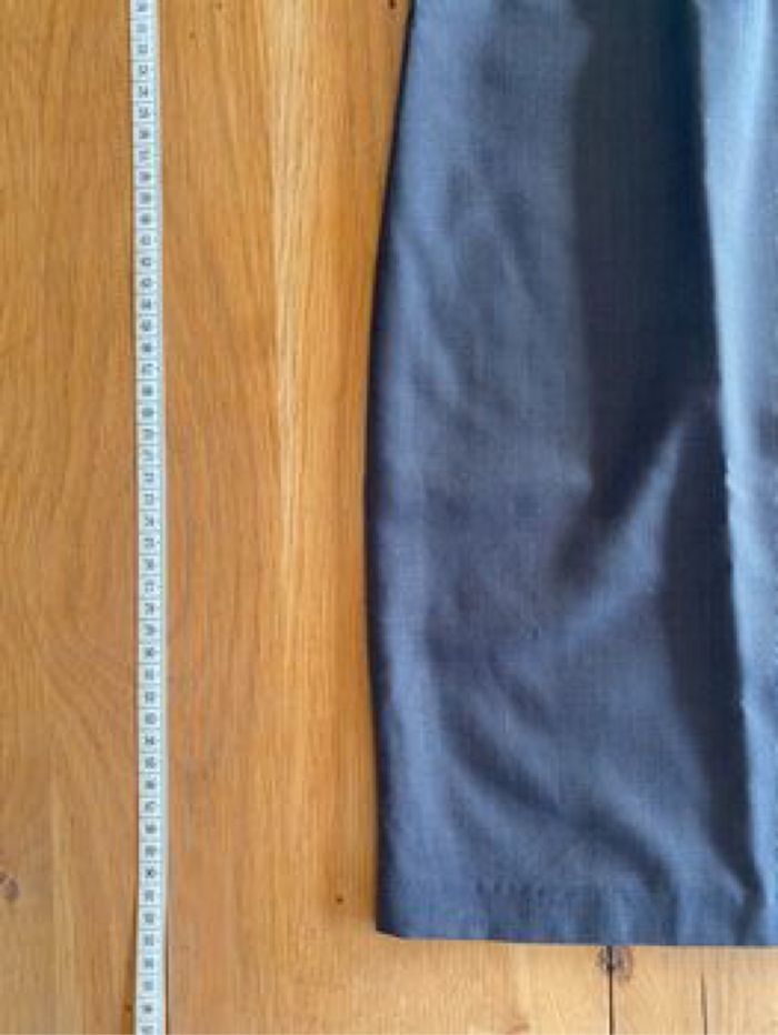 Robe cintrée taille L - photo numéro 2