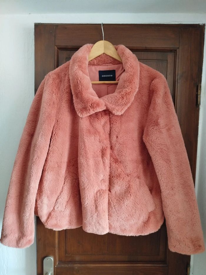 Veste moumoute rose - photo numéro 2