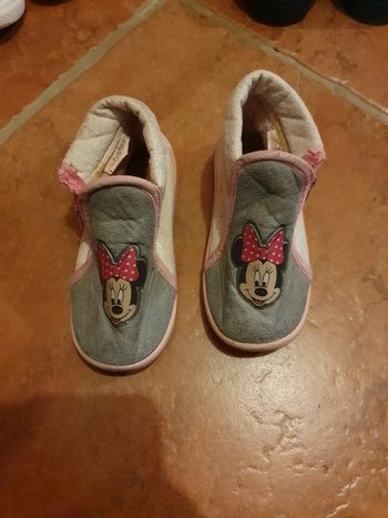 chaussons minnie taille 26