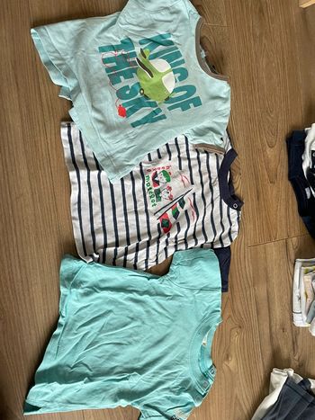 Lot 3 t shirts 18 mois