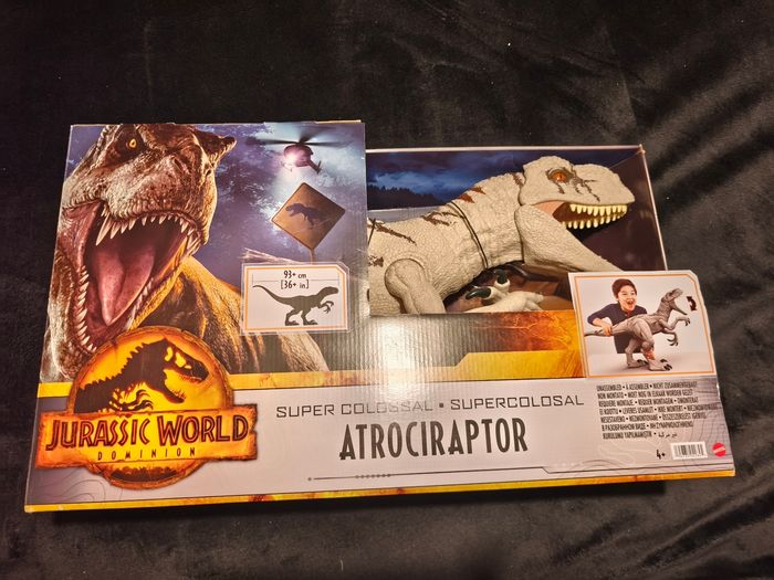 Dinosaure atrocirator Jurassic world - photo numéro 2