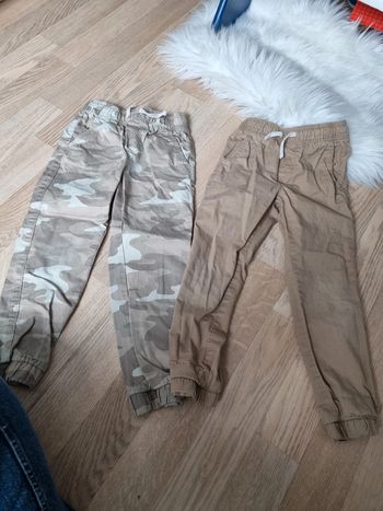 Lot 2 pantalon kiabi