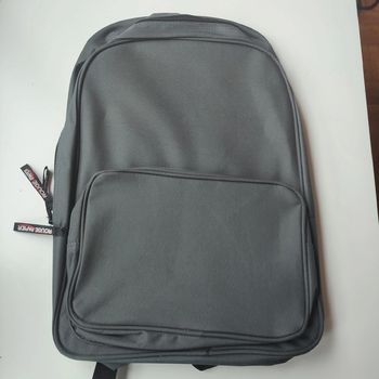 Gros sac à dos gris neuf, 2 compartiments, Rouge papier