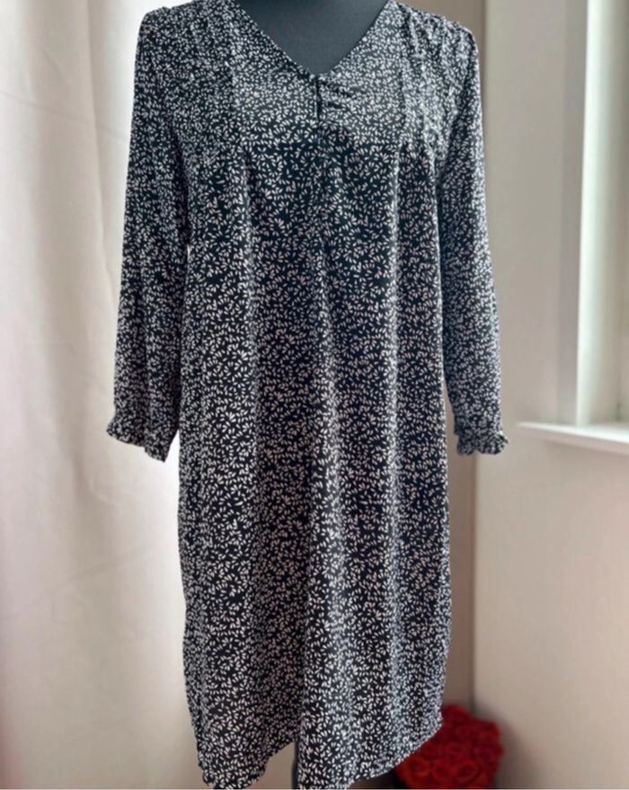 Robe fine manches longues taille 38