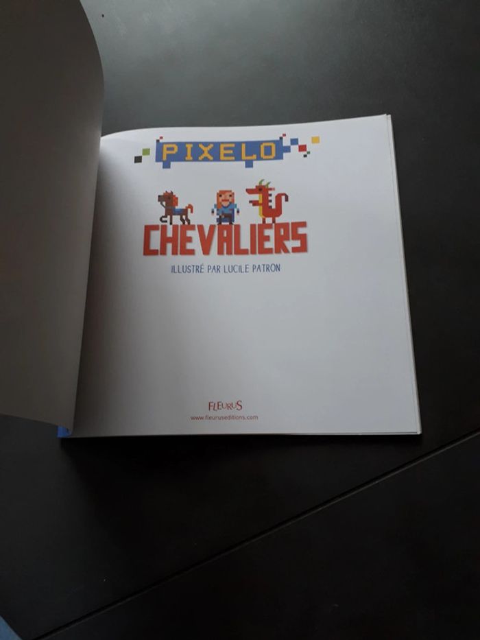 Cahier de pixels art pour les petits les chevaliers de Fleurus - photo numéro 2