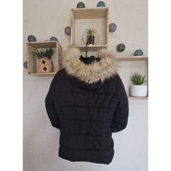 Manteau à fausse fourrure