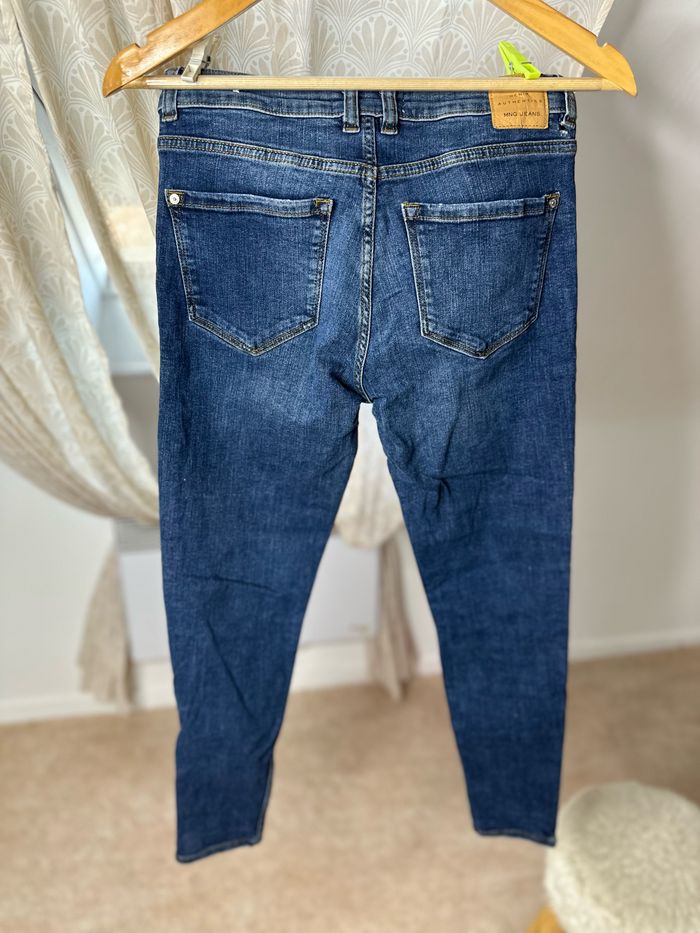 Jean bleu - photo numéro 2