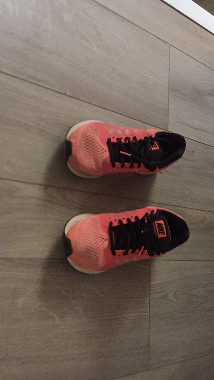 Baskets nike - photo numéro 4