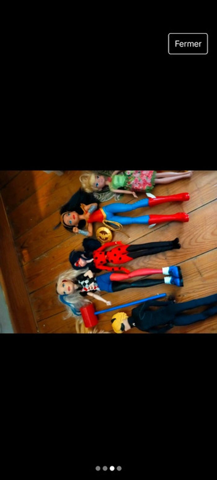 Lot barbies - photo numéro 3
