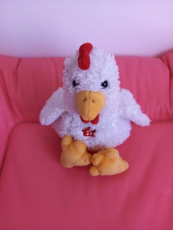 Peluche petite poule