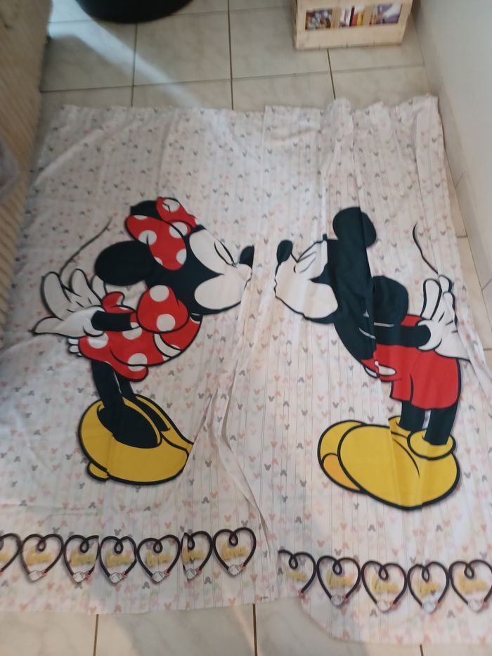 Paire de rideaux disney mickey et minnie neufs - photo numéro 2