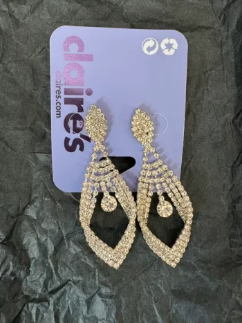 Boucle d’oreille cristal