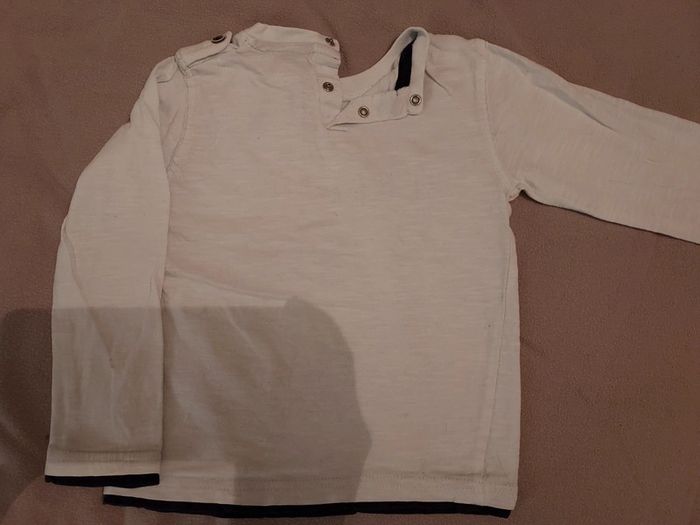 Joli T-shirt aux décors d'hiver - photo numéro 3