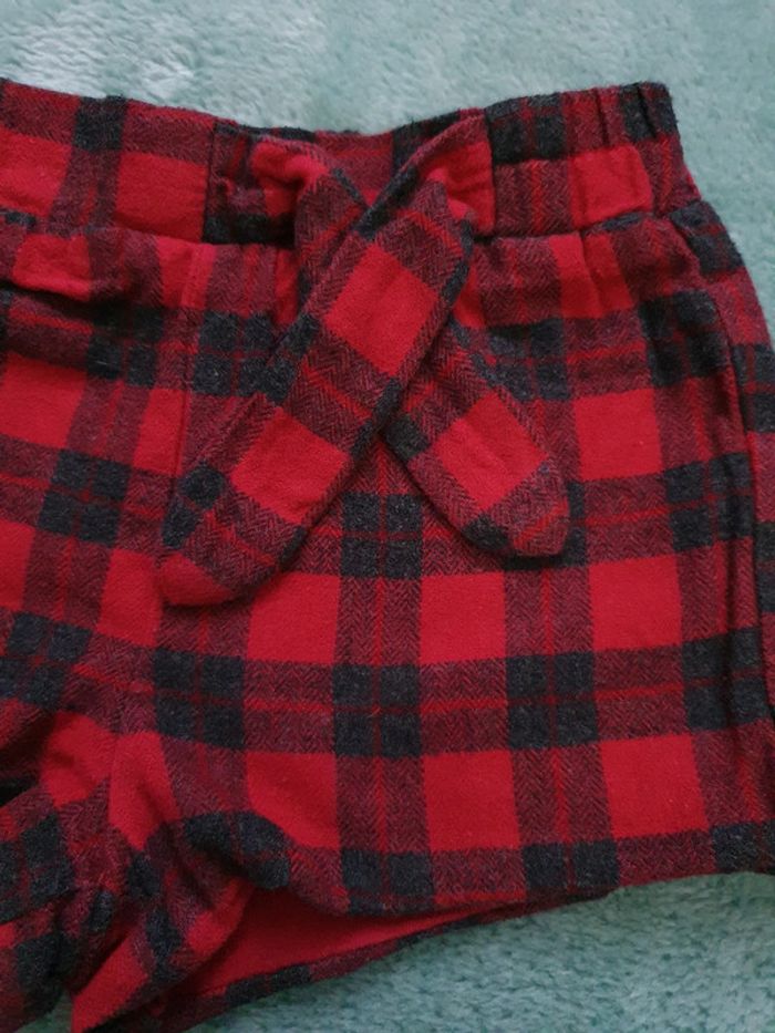 Magnifique short 24 mois - photo numéro 2