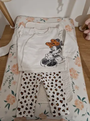 Ensemble minie legging + sweat léopard