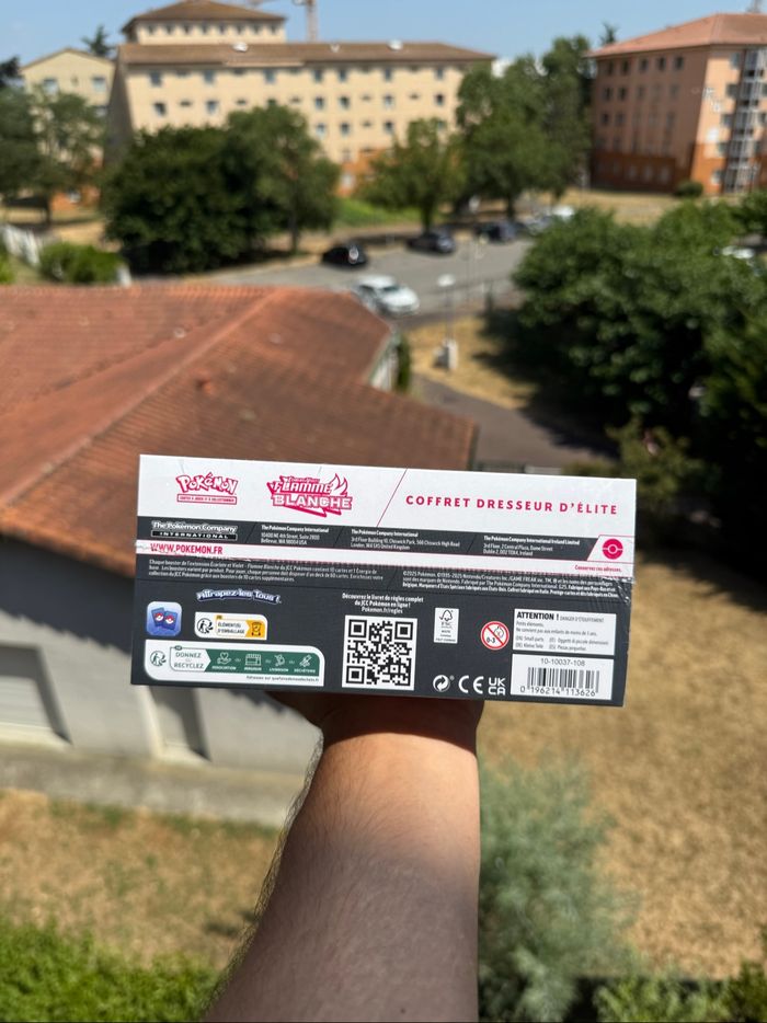 Etb Pokémon ev10.5 Flamme Blanche - photo numéro 6