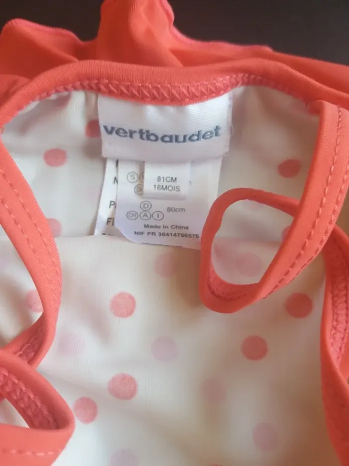Maillot de bain à petit pois en 18 mois - photo numéro 3