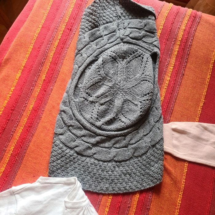 Lots de 4 pulls et gilets - photo numéro 16