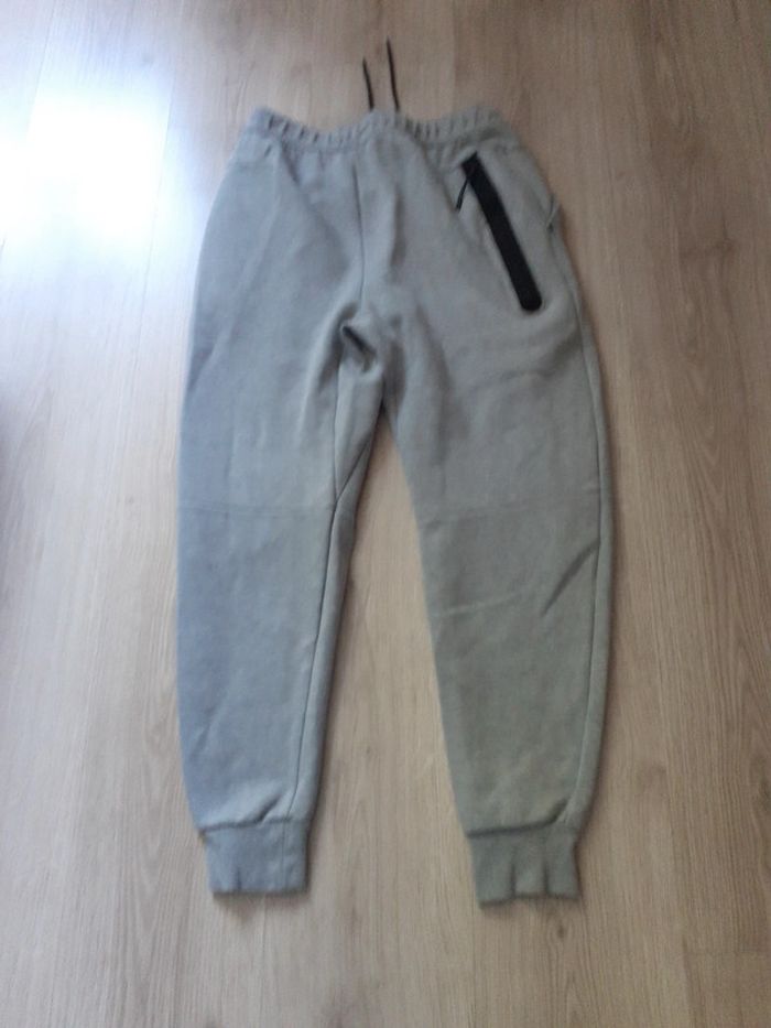Jogging Nike Tech Fleece gris - photo numéro 5