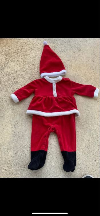 Pyjama tenue de père noël avec bonnet in extenso