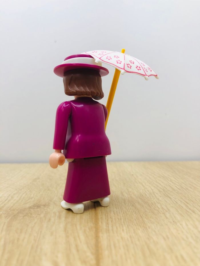 Femme  playmobil - photo numéro 2