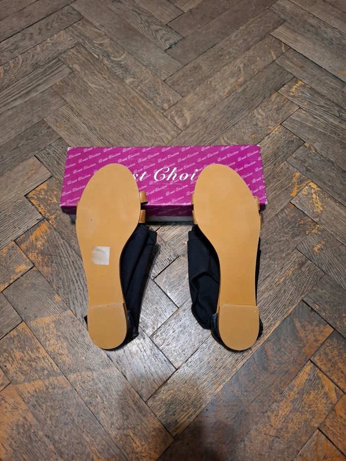 Paire de chaussure sandales 38 romaines chaussette bohème - photo numéro 3