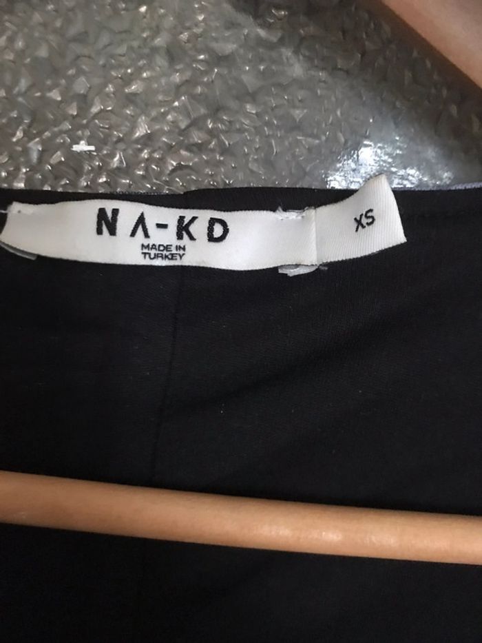 Robe longue marque Na-Kd taille XS - photo numéro 3