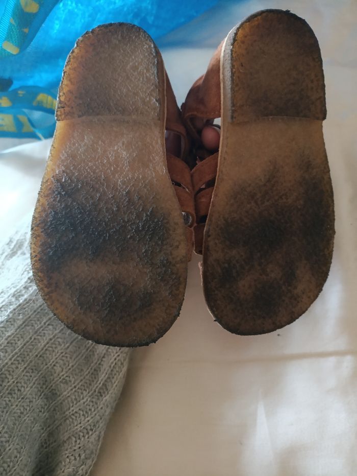 Sandales 25 - photo numéro 2