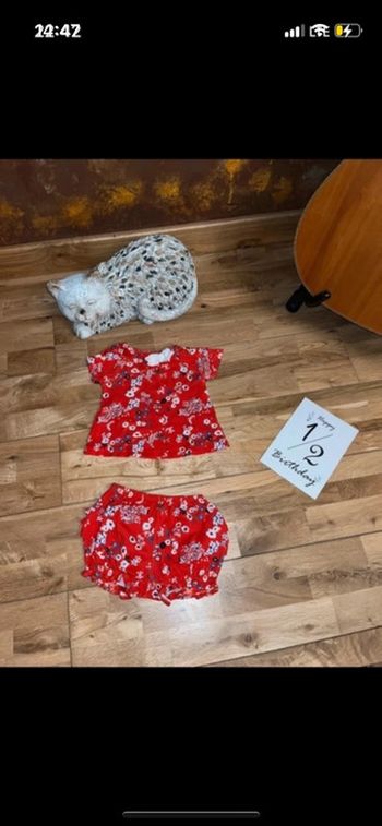 Bel ensemble petit bateau rouge fleuri très bon état 6mois/68cm